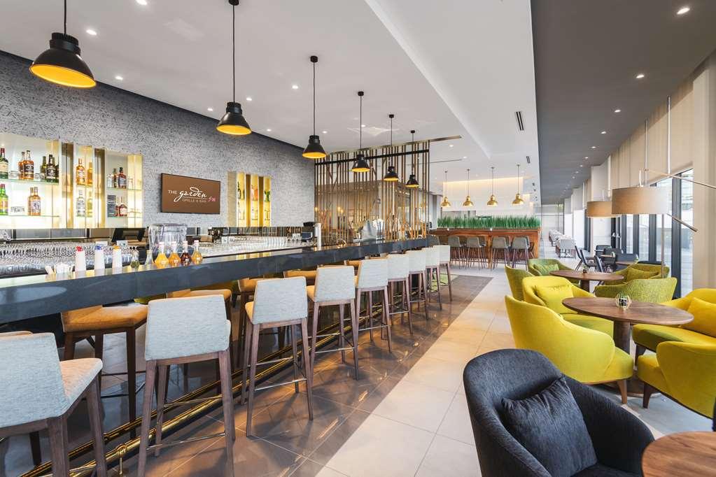 Hilton Garden Inn Windhoek Restaurante foto