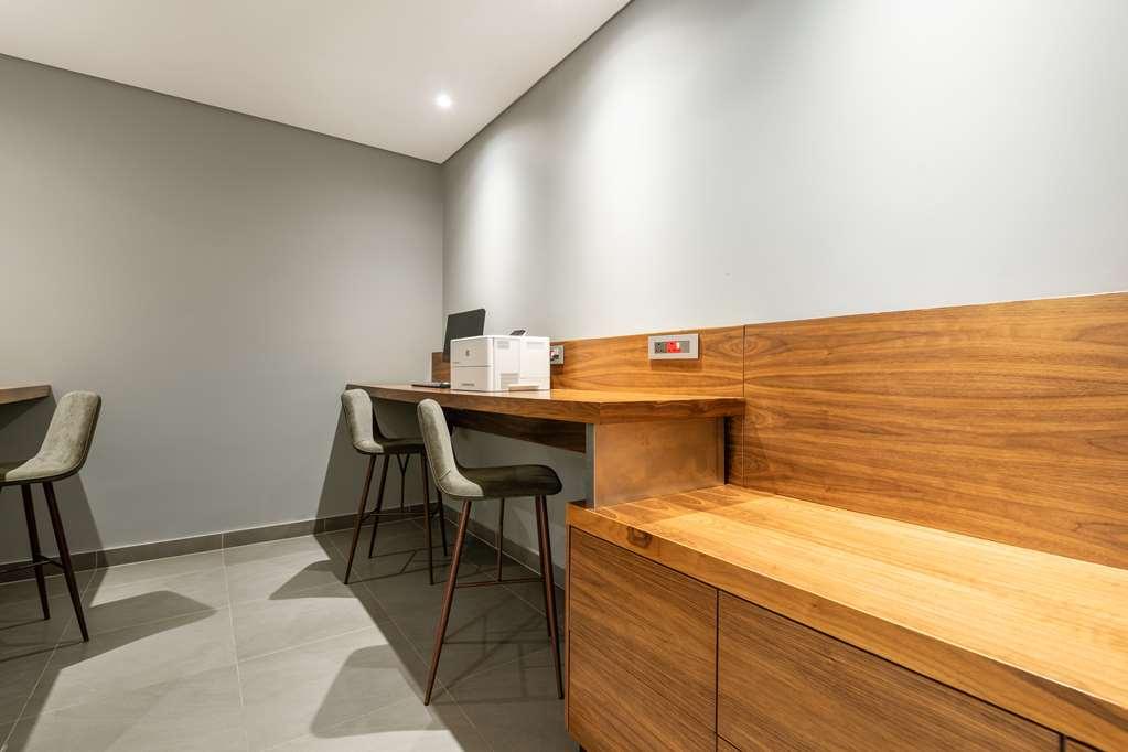 Hilton Garden Inn Windhoek Facilidades foto